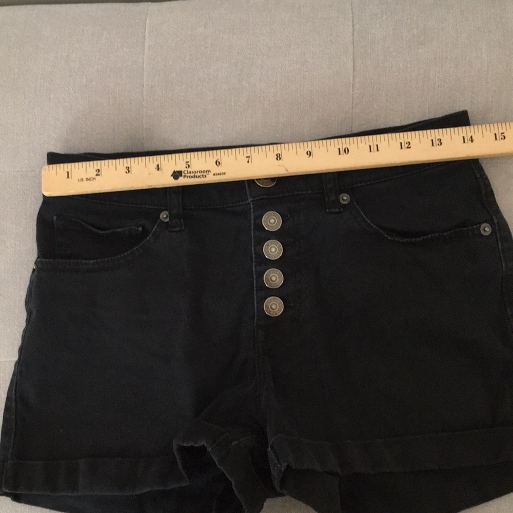 Express shorts. - Picture 4 of 6